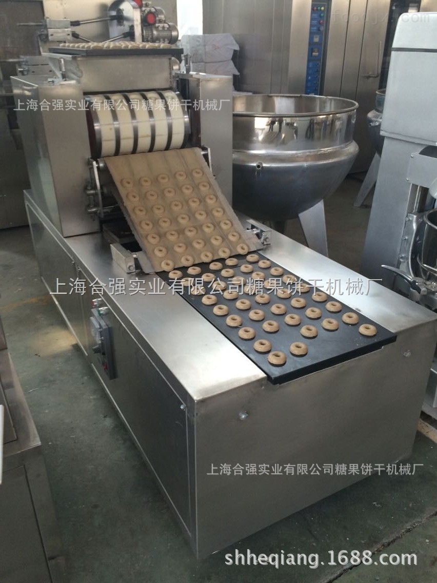 桃酥機(jī)器/桃酥加工機(jī)器/桃酥機(jī)械廠/桃酥糕點(diǎn)機(jī)械/自動(dòng)桃.